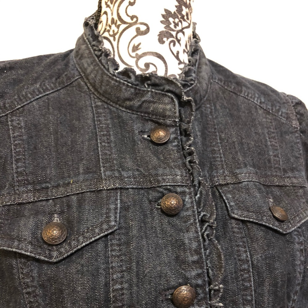 The Limited Ruffle Jean Jacket - Picture 2 of 4
